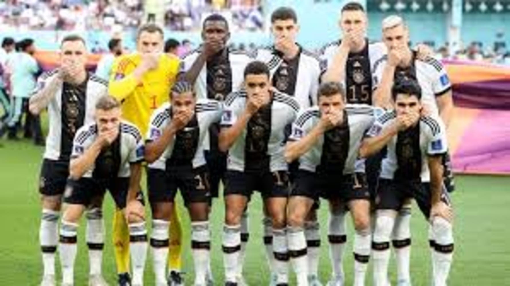 Home 5 German football federation